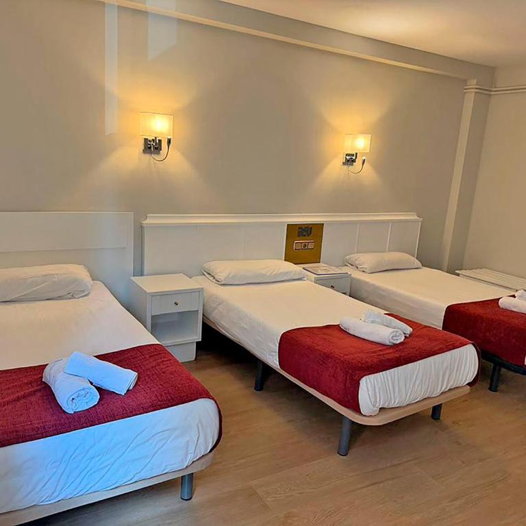 Hotel Pere D'Urg 3000 - Habitación Triple Deluxe - 3