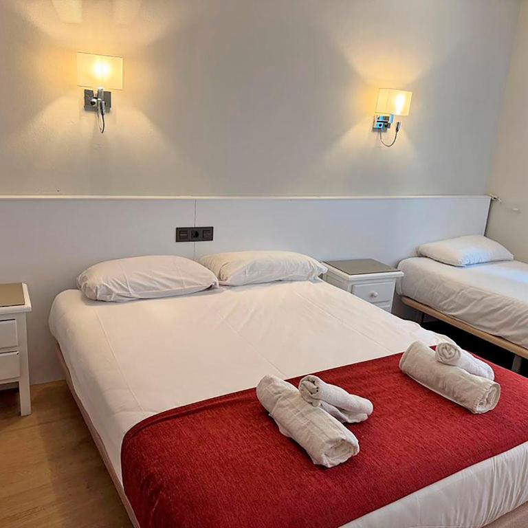 Hotel Pere D'Urg 3000 - Habitación Cuádruple Deluxe - 6