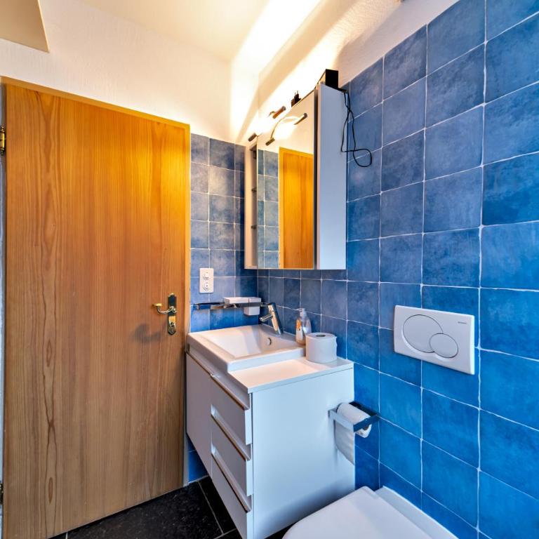 Alpine Retreat with Pool and Sauna Access - Apartment mit 2 Schlafzimmern - 26