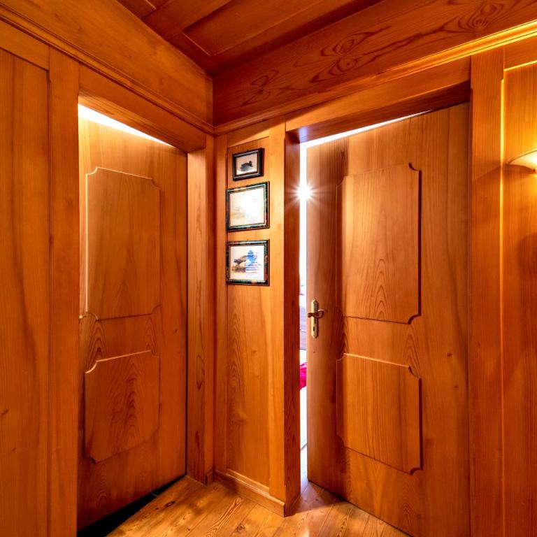 Alpine Retreat with Pool and Sauna Access - Apartment mit 2 Schlafzimmern - 25