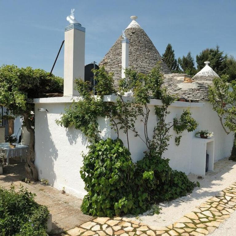 Spectacular trullo, walking distance to Alberobello UNESCO - Two-Bedroom Villa - 16