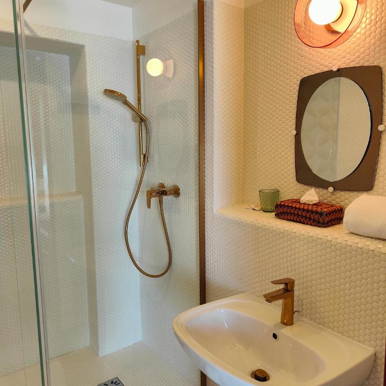 Pamela Hotel Cassis - Chambre Double Supérieure avec Terrasse - 3