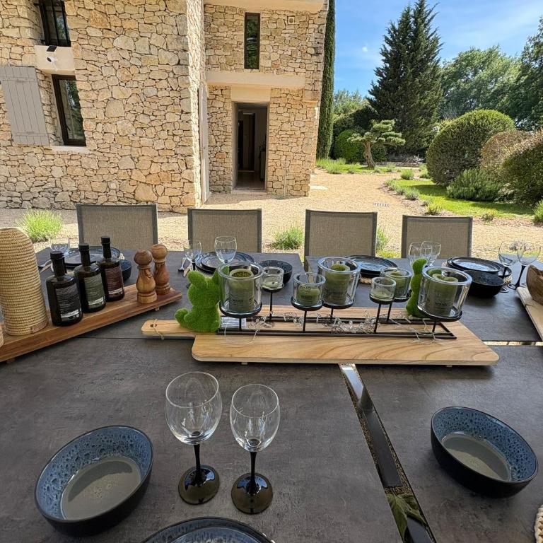 Magnifique villa au coeur de la campagne de Gordes - Villa - 46