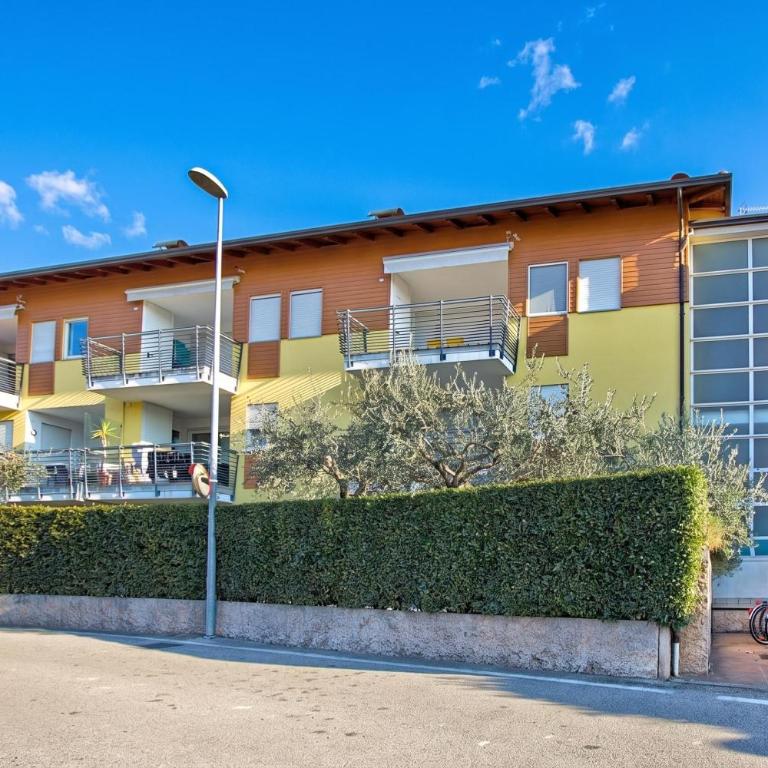 Torbolino - Apt with Balcony. Pool & Views - Happy Rentals - Apartment mit Terrasse - 14