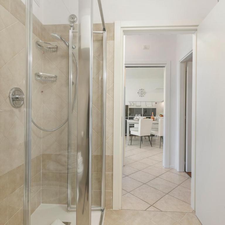 Torbolino - Apt with Balcony. Pool & Views - Happy Rentals - Apartment mit Terrasse - 27