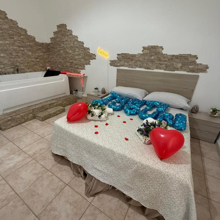 Dolce Notte - King Room with Spa Bath - 4