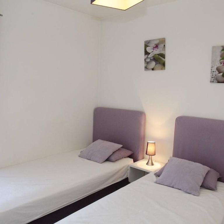 Furnished Air-conditioned 2 rooms Balcony - 6 min beaches - Appartement 1 Chambre - 2