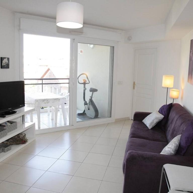 Furnished Air-conditioned 2 rooms Balcony - 6 min beaches - Appartement 1 Chambre - 7