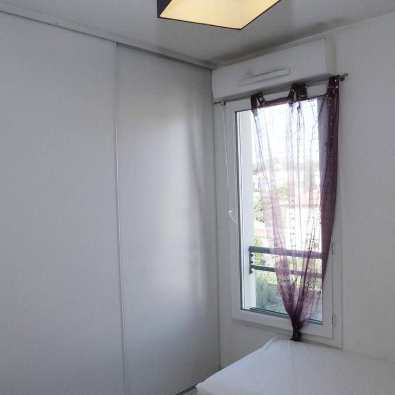 Furnished Air-conditioned 2 rooms Balcony - 6 min beaches - Appartement 1 Chambre - 10