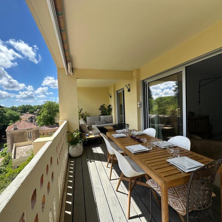 Le Rambot - appartement de charme avec grande terrasse parking centre ville - proche Bellegarde - Apartamento de 3 dormitorios - 2