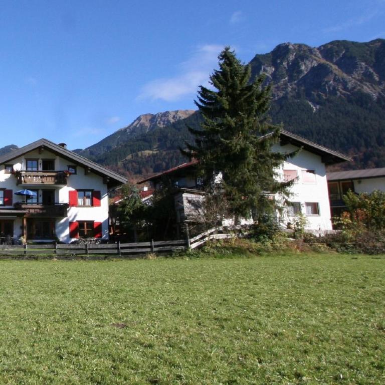 Alpenflair Ferienwohnungen Whg. 304+203 - Apartment mit 2 Schlafzimmern - 3
