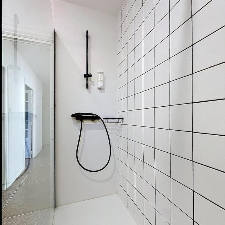 Appartement spacieux et confort avec balcon - Appartamento con 1 Camera da Letto - 13