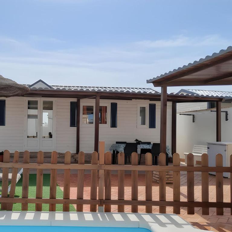 Casa con piscina privada solo familias y pareja no aceptamos grupos jovenes - Maison de Vacances - 2