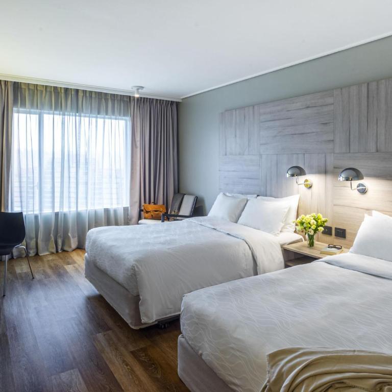 Pullman Santiago Vitacura - Habitación Doble Superior con 2 camas grandes - 5