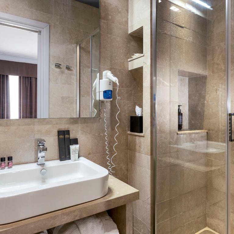 Netum Hotel - Camera Deluxe - 5