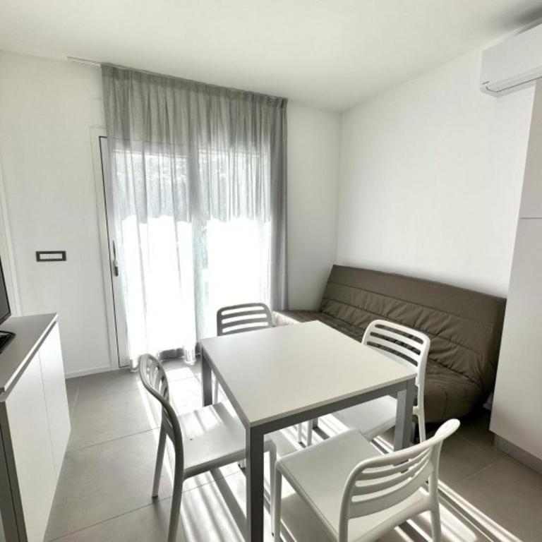 Pool flat 400m from beach - Appartamento - 18