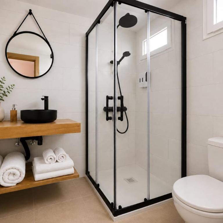 Hostal Casa Miguel Marbella - Deluxe Studio - 4