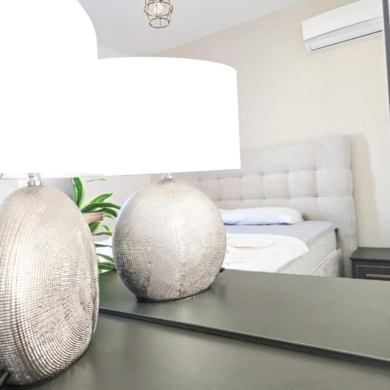 M H Luxury Residences - Deluxe Studio mit Queensize-Bett - 1