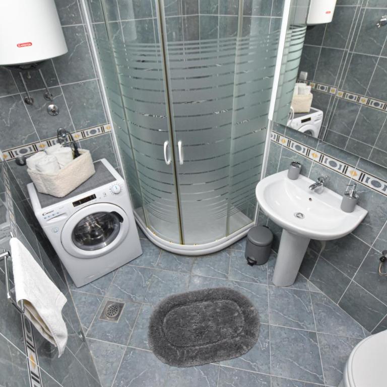 Vila Pavlović - One-Bedroom Apartment - 13