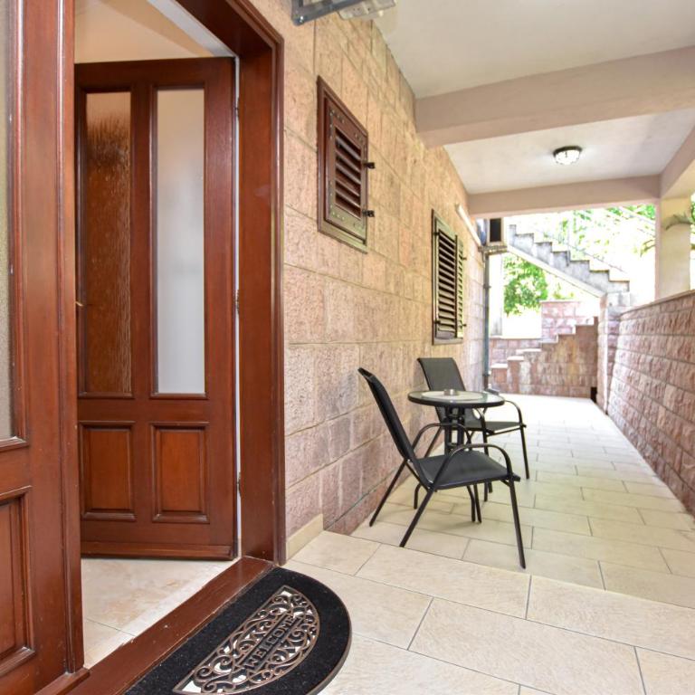 Vila Pavlović - One-Bedroom Apartment - 16
