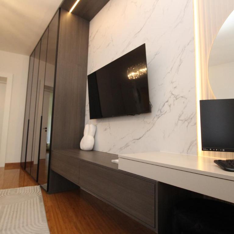 Modern Luxury Apartment Center - Apartman sa 3 Spavaće Sobe - 5