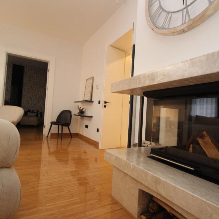 Modern Luxury Apartment Center - Apartman sa 3 Spavaće Sobe - 7