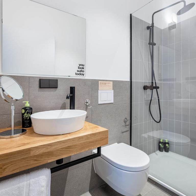 Limehome Augsburg Annastraße - Suite M - 13