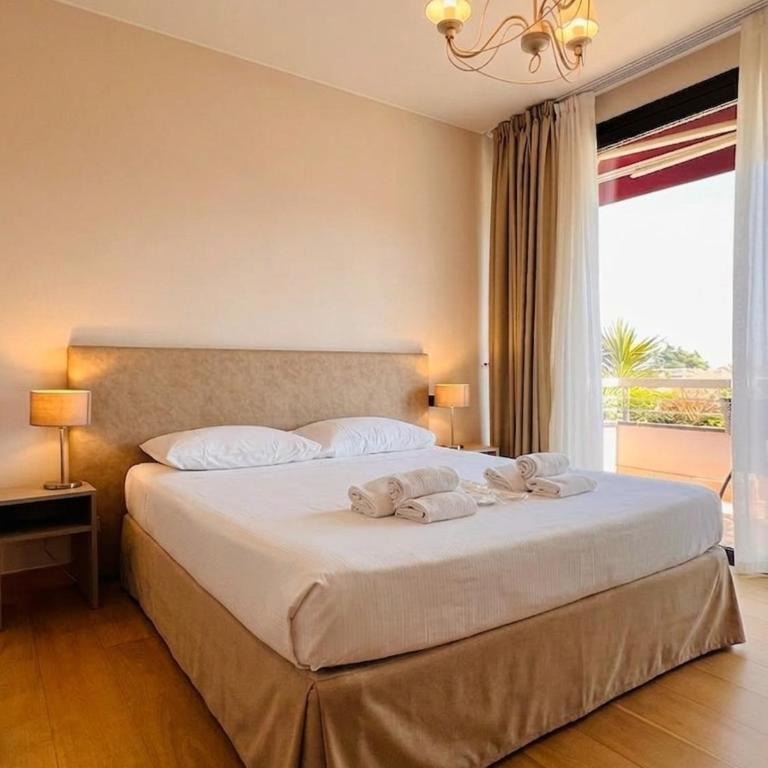 Il Sogno Apartments - Appartamento Deluxe con 2 Camere da Letto e Balcone - 3