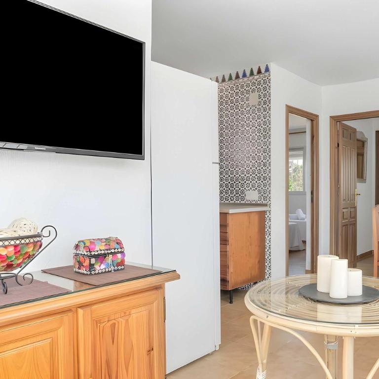 Apartamento con piscina compartida a 2 km de las playa - Appartement - 7