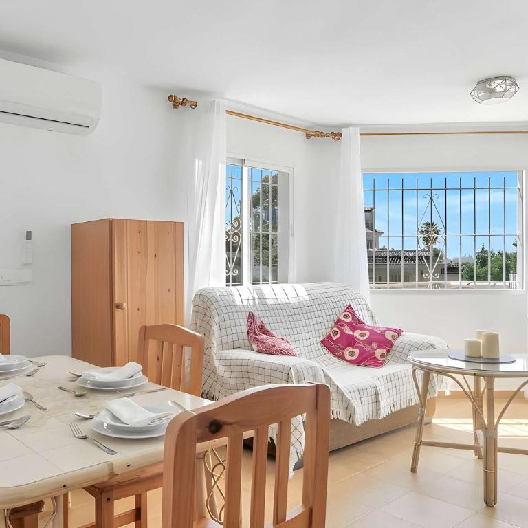 Apartamento con piscina compartida a 2 km de las playa - Appartement - 6