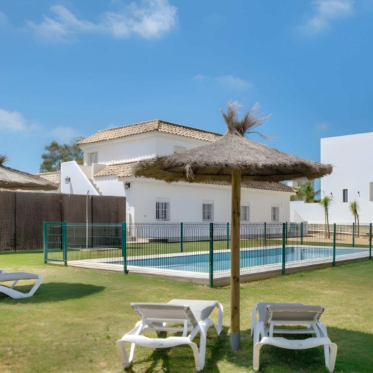 Apartamento con piscina compartida a 2 km de las playa - Appartement - 18