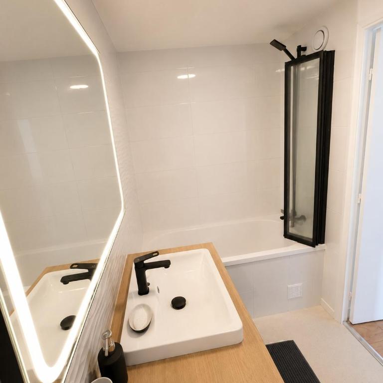 T3 Fréjus - Piscine et Tennis - Le Lagon Bleu - Apartment mit 3 Schlafzimmern - 17