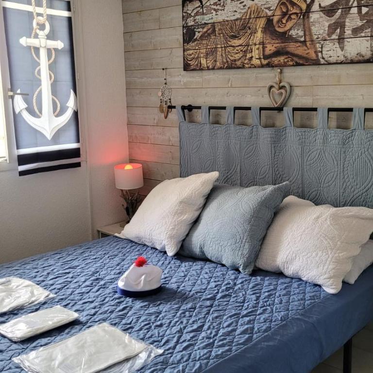 MOM' Blue Paradise Front De Mer 3 étoiles 61 m2 CAP'Diem 3 Clim - Idéal pr un Séjour de 15j ou plus ! Wifi, lit 160 - 4è Ascenseur, Parking, Piscine, Pétanque, Ping-pong - Pistes cyclables - Golf & Tennis à 10 mn - Apartment with Sea View - 7