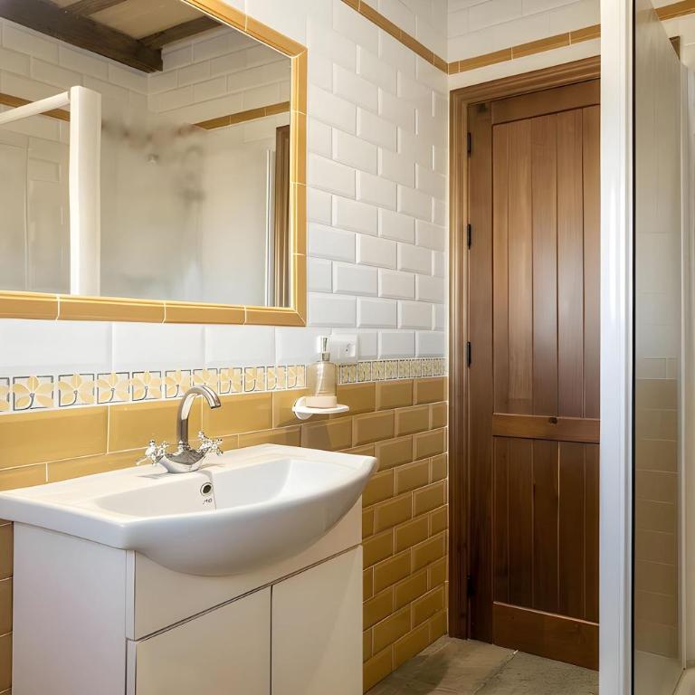Apartamentos con piscina compartida WIFI y parking - Appartamento - 11