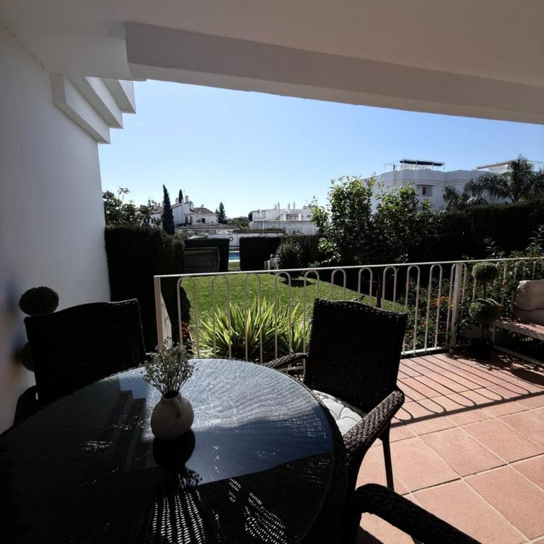 Garden apartment south facing 2 beds Benavista, Sun Gardens - Apartamento Familiar de 2 dormitorios con vistas - 6