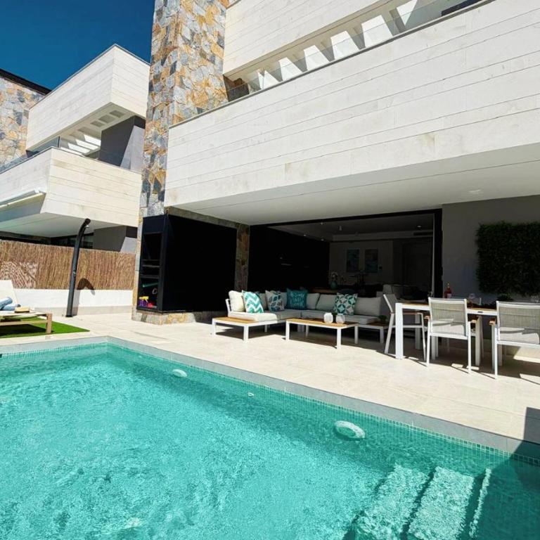 LUXURY VILLA ALMENDRO 15 WITH PRIVATE HEATED POOL at SANTA ROSALIA RESORT by PREMIUM SPAIN PROPERTIES - Villa - 13