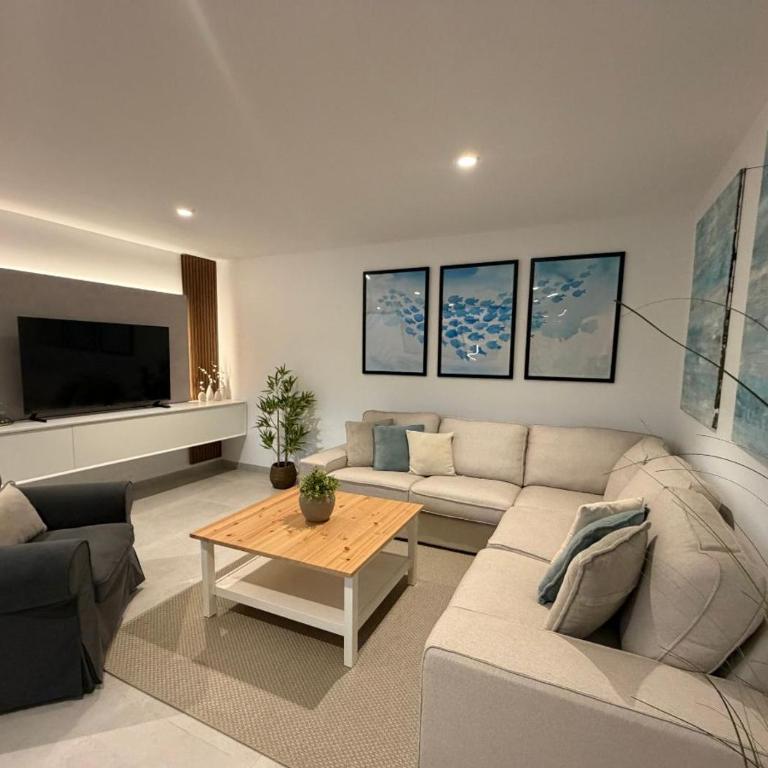 LUXURY VILLA ALMENDRO 15 WITH PRIVATE HEATED POOL at SANTA ROSALIA RESORT by PREMIUM SPAIN PROPERTIES - Villa - 34