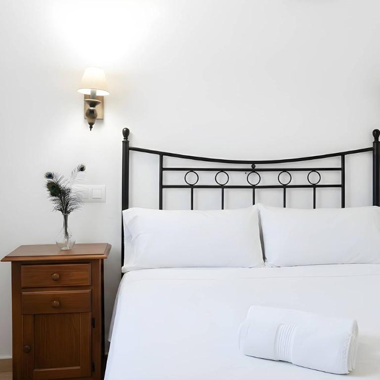 Apartamentos con piscina compartida WIFI y parking - Appartamento - 24