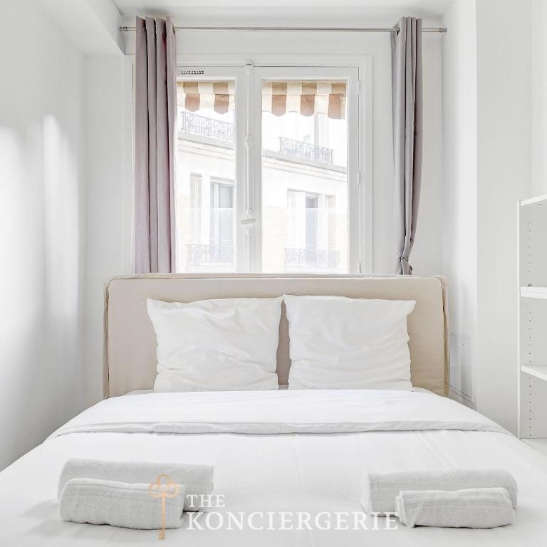 Appartement de 3 chambres avec Balcon à proximité de l'Arc de triomphe - Appartement - 15