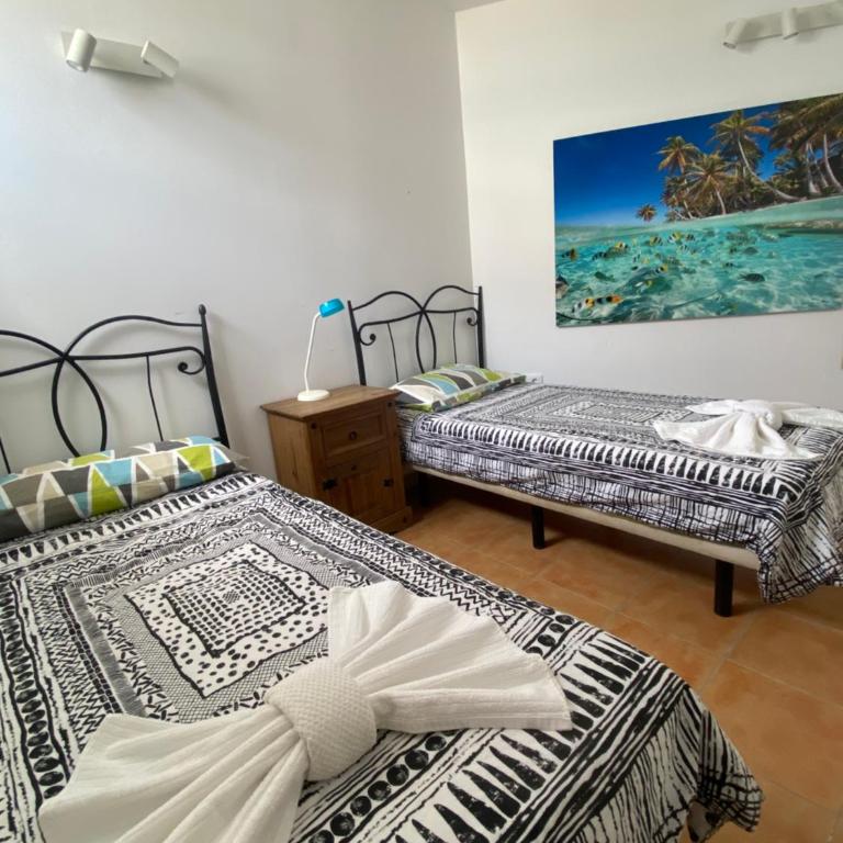 Atlantic Breeze House I Double Rooms at EL CAMPANARIO I 5 minutes from Popcorn Beach - Habitación Doble con baño compartido - 1 o 2 camas - 5