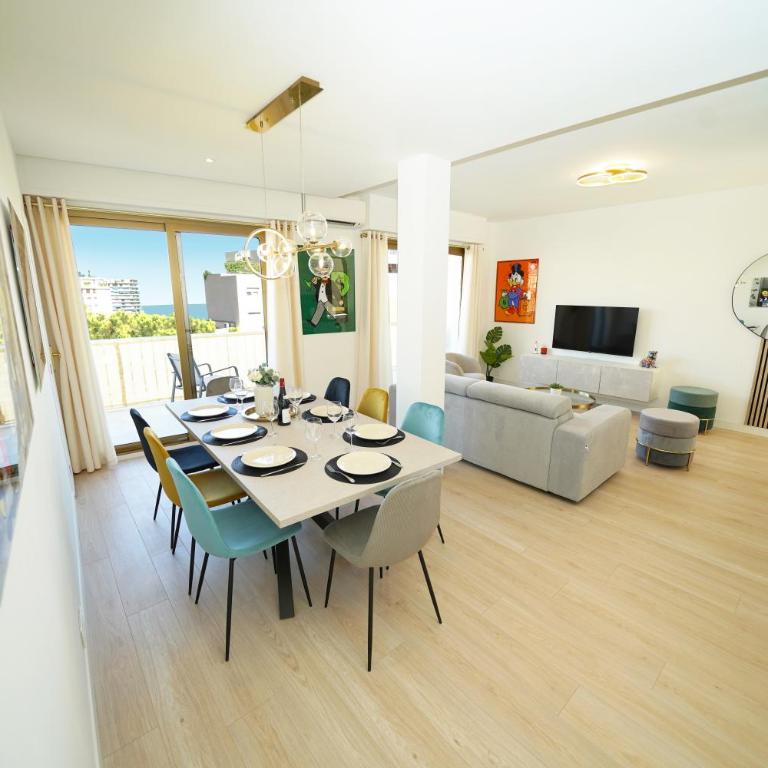 Monaco - Entire top floor with terrace and garage - Appartement - 5