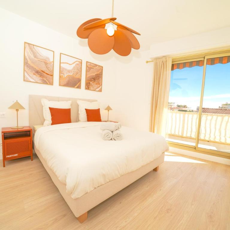 Monaco - Entire top floor with terrace and garage - Appartement - 9