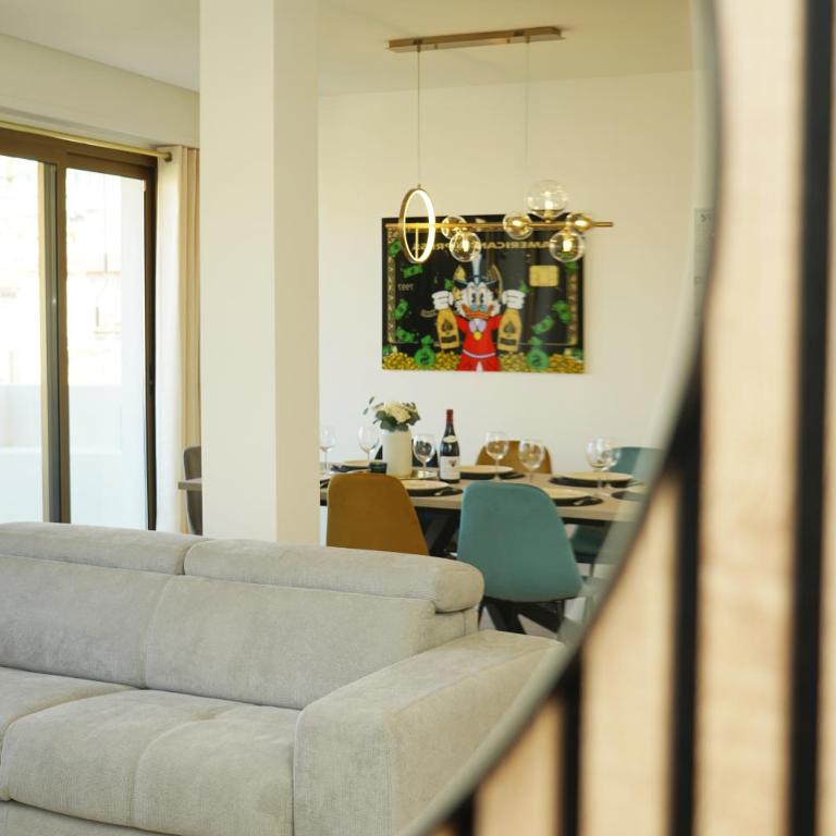 Monaco - Entire top floor with terrace and garage - Appartement - 36