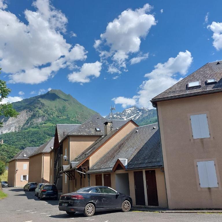 Appartement 2pers, superbe vue montagne, exposé sud, Résidence très calme, parking, 5mns à pied du centre - Appartement 1 Chambre - 15