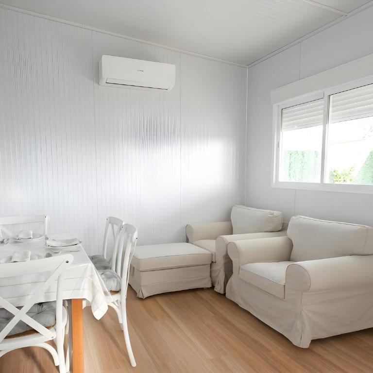 Casa con jardin y piscina con horario privada WiFi y aire acondicionado - Maison de Vacances - 15