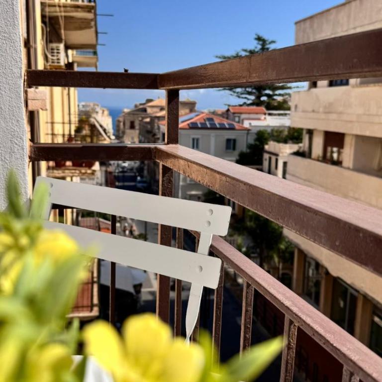 Chez Moi Tropea Centro - Camera Matrimoniale Deluxe con Balcone - 16