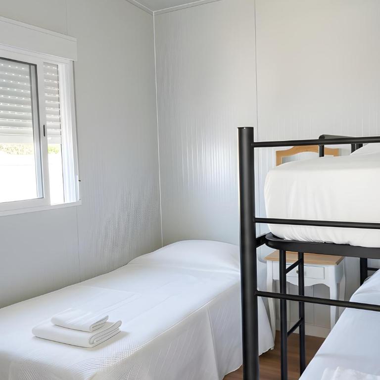 Casa con jardin y piscina con horario privada WiFi y aire acondicionado - Maison de Vacances - 29