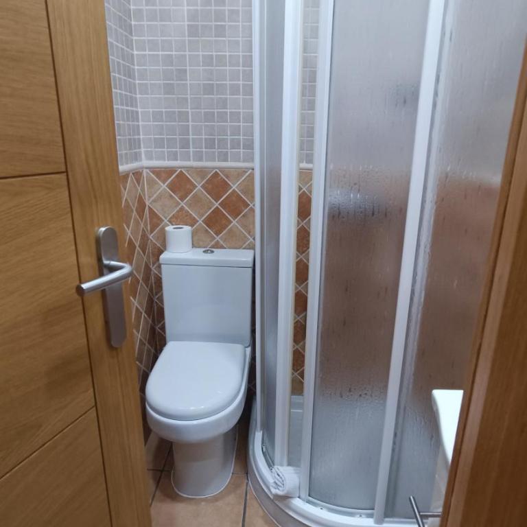 Hostal Maria Ronda - Budget Single Room - 7