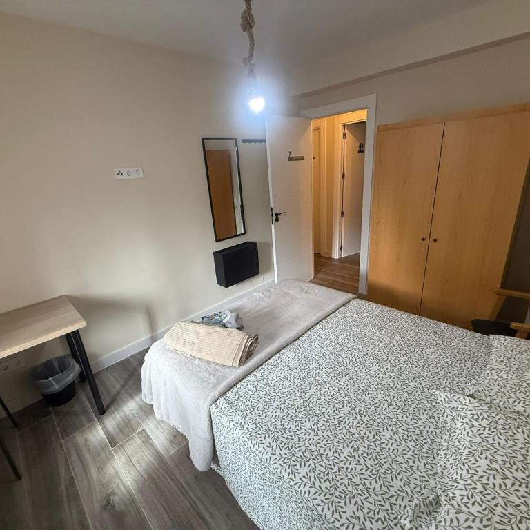 Private Room in Modern Madrid Apartment - Double or Twin Room - 9