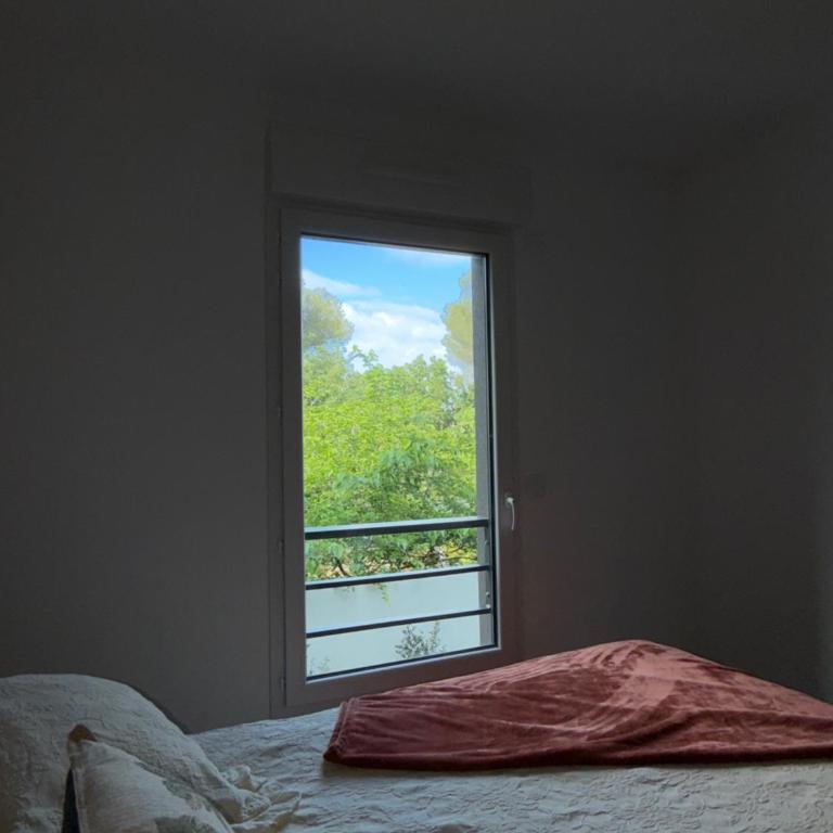 Riviera Pool Apartment - F2 - Parking privé - Proche plage - Apartment mit 1 Schlafzimmer und Balkon - 24